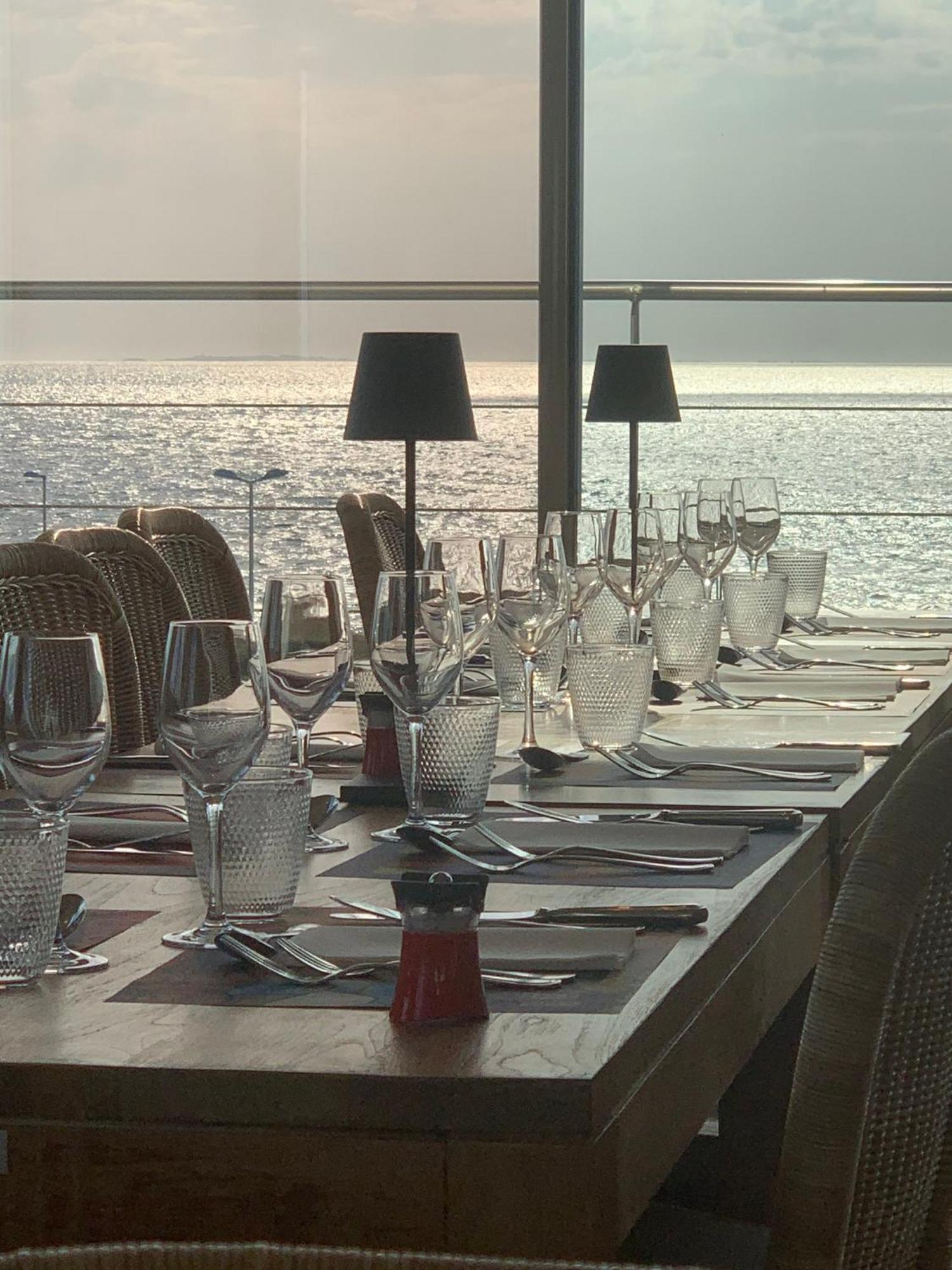 Отель Le Relais Des Iles Кудвилль Экстерьер фото